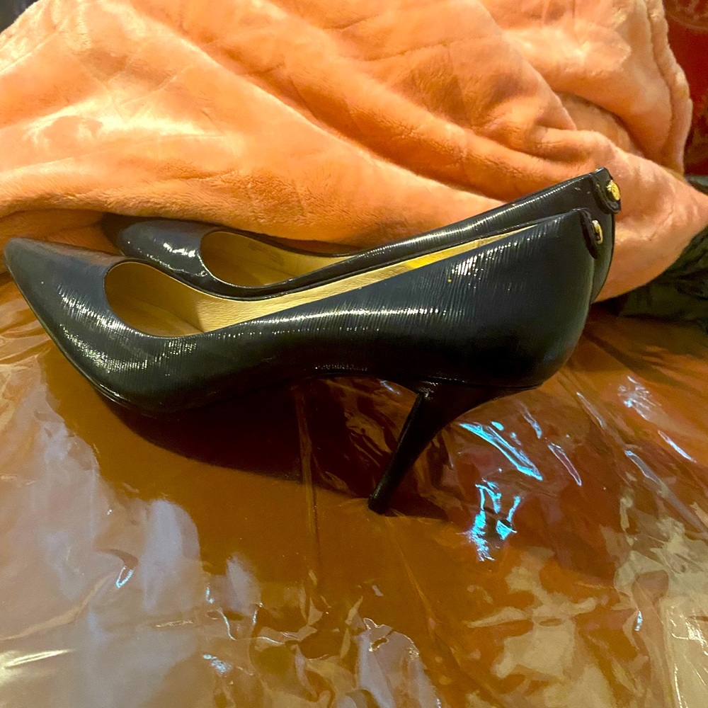 MK heels